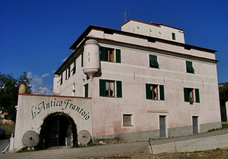 Olive moulin Antico Frantoio Ã  Diano San Pietro