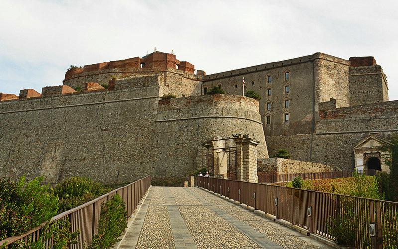 Une vue de Castello Priamar Ã  Savona