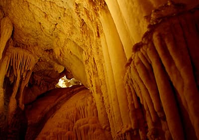 Vue depuis les grottes de Toirano en Ligurie