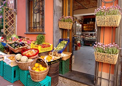 Fruits et légumes dans un marché ligure